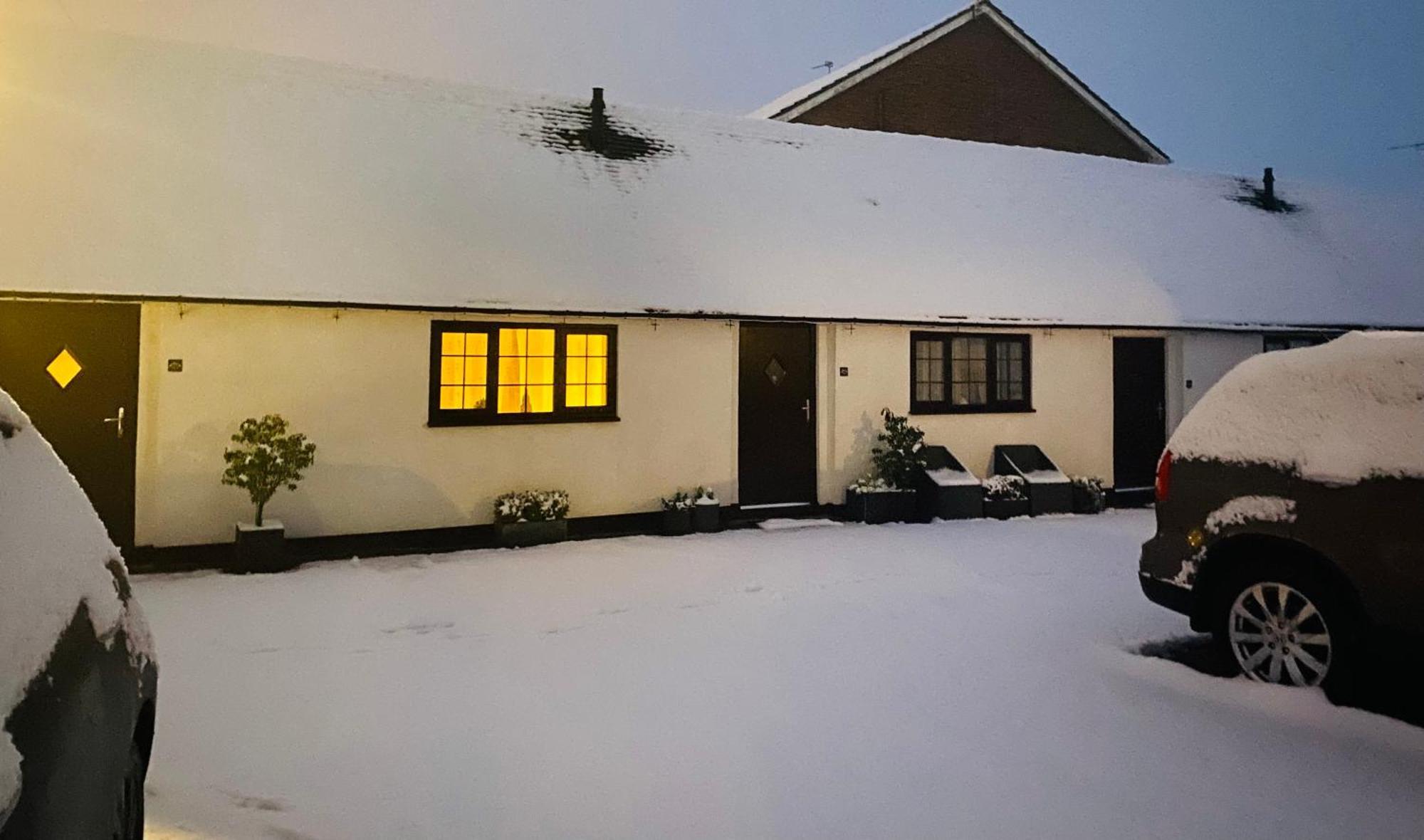 Little Park Holiday Homes Self Catering Cottages 1 & 2 Bedrooms Available Close To Tutbury Castle Eksteriør bilde