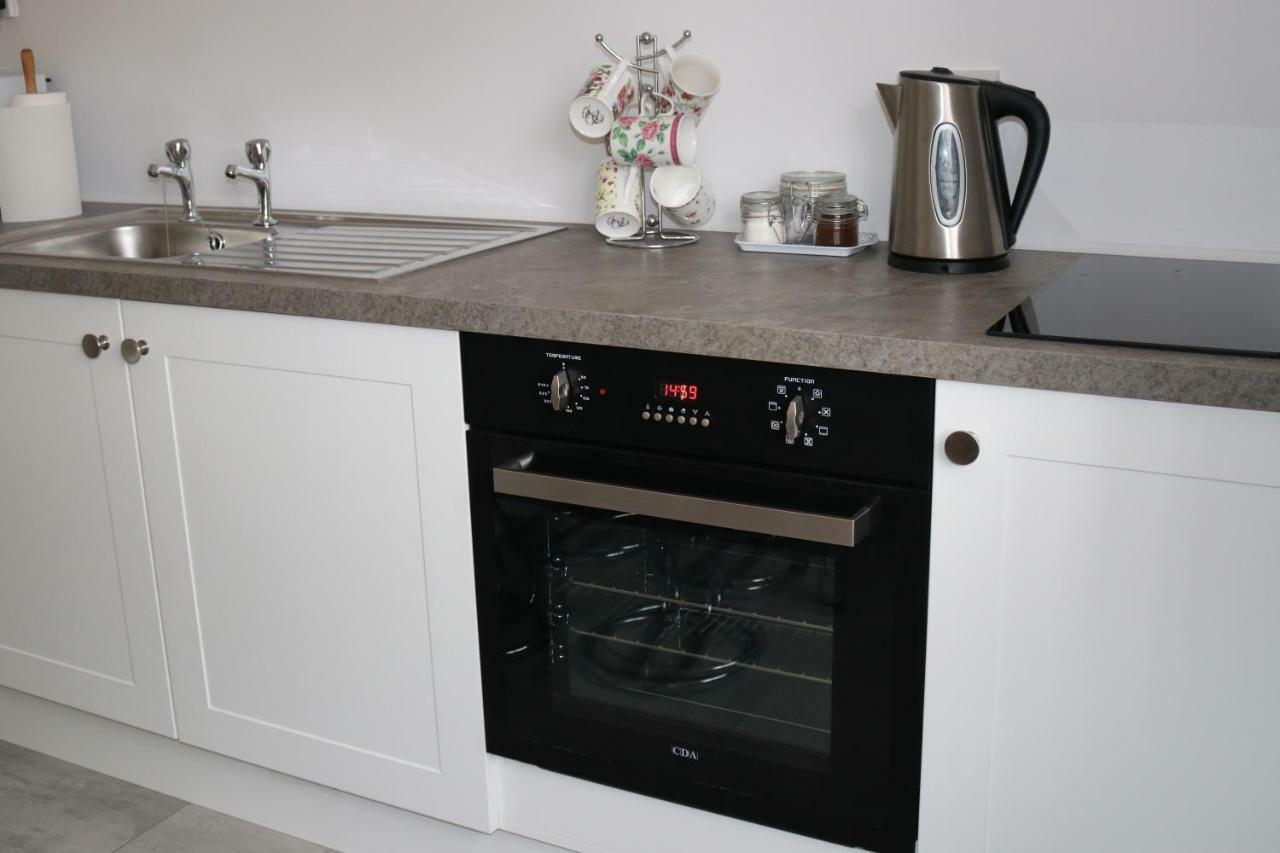 Little Park Holiday Homes Self Catering Cottages 1 & 2 Bedrooms Available Close To Tutbury Castle Eksteriør bilde